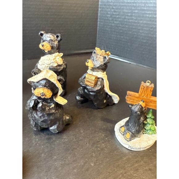 Slifka Sales Co. 7 Piece + 1 Ornament Black Bear Figurines Resin Nativity Set - Picture 3 of 7